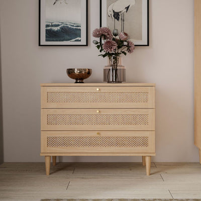 Cassettiera Livia 3 cassetti con dettagli in rattan intrecciato colore rovere