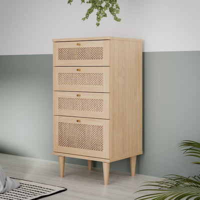 Cassettiera Livia 4 cassetti con dettagli in rattan intrecciato colore rovere