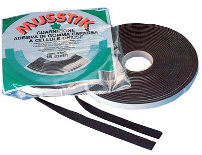 Musstik guarnizione adesiva mm.15x5x15mt