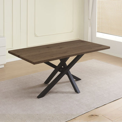 Tavolo fisso Ronan con piano in effetto rovere anticato e gambe in metallo nere