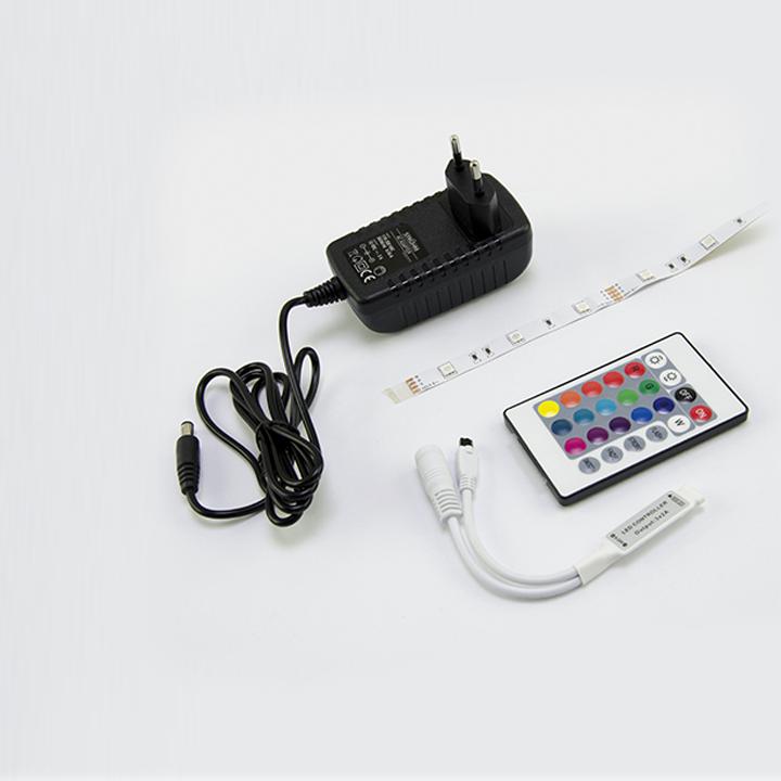 LATE LED 3MT 90 RGB BLISTER KIT STRIP 21,6W IP20 1080LM