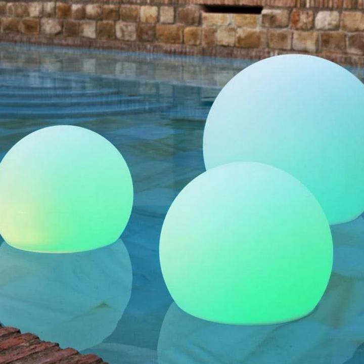 BULY 30 SOLAR & RECHARGEABLE BATTERY RGB+W IP65