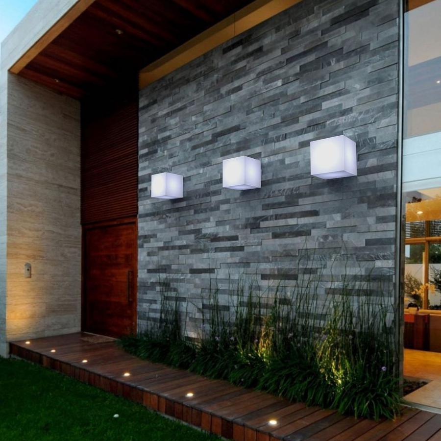 WALLY SQUARE 18X18X18 SOLAR  OUTDOOR USE  WHITE LIGHT