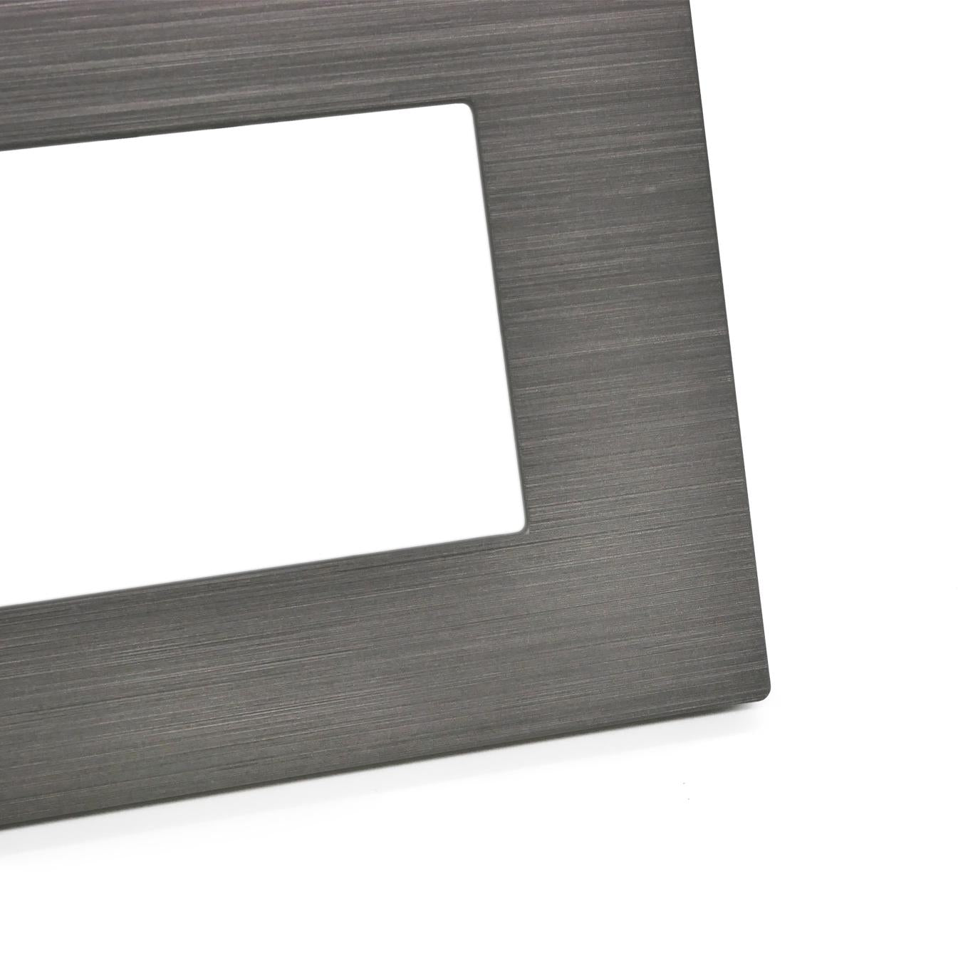 PLACCA TECNOPOLIMERO SPAZZOLATO M5006SL-24 JOY 6P ANTRACITE