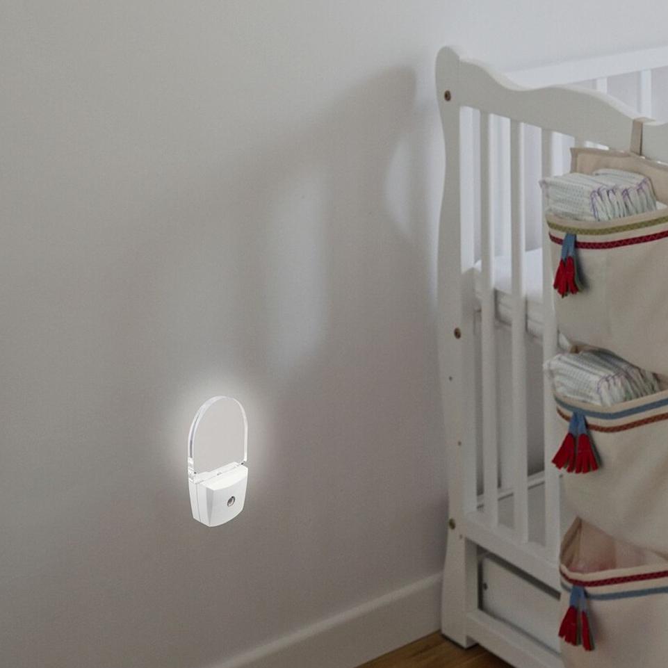 PARIS LUX, LED NIGHT LIGHT, BUILT-IN LIGHT SENSOR, WHITE LIG