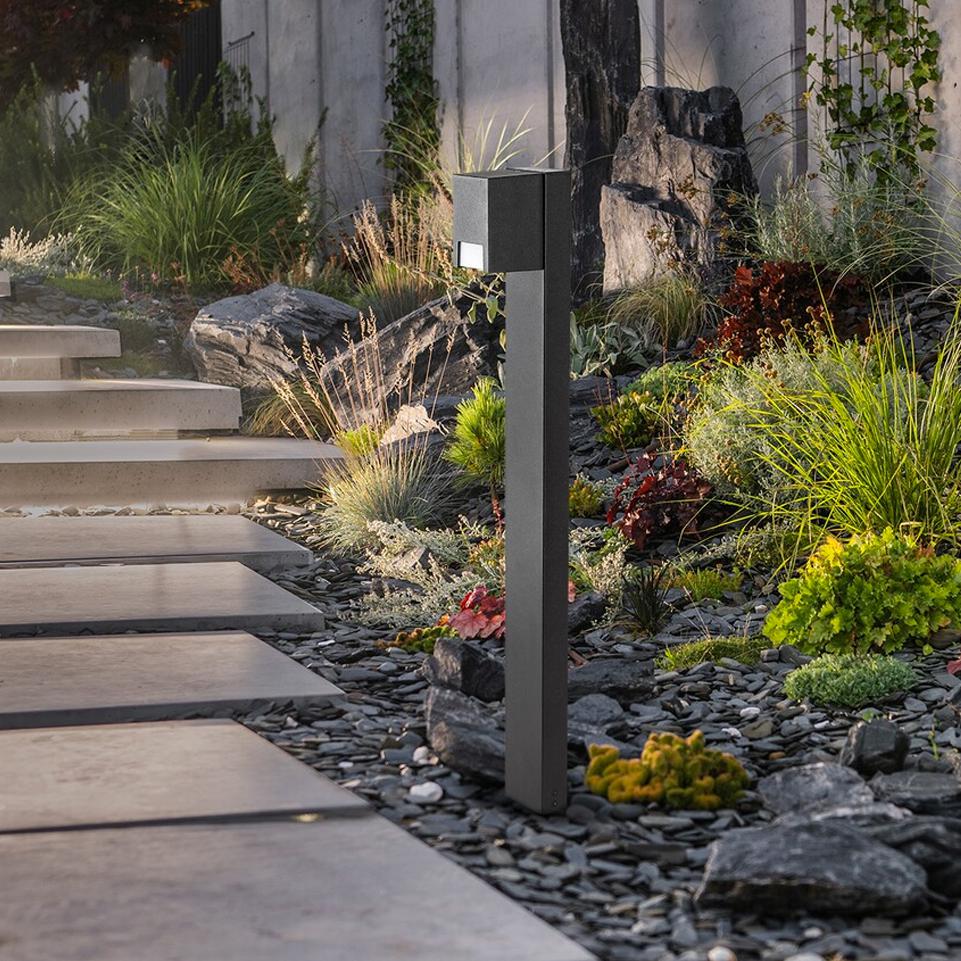 CERNON, OUTDOOR FLOOR LAMP, BLACK ALUMINIUM LAMP WITH WHITE