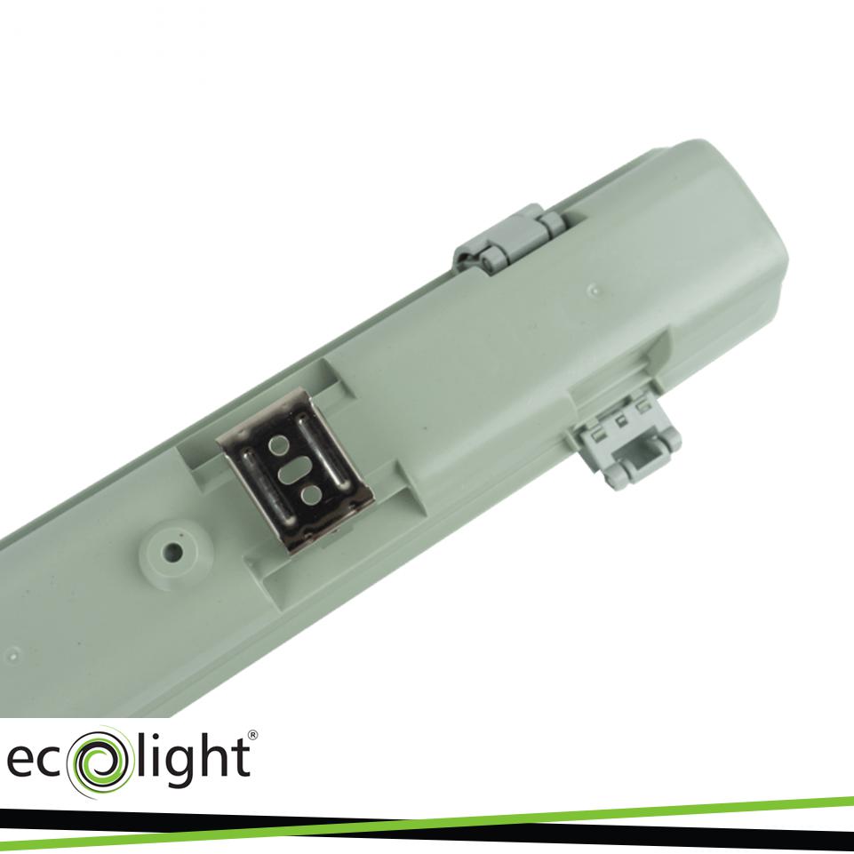 PLAFONIERA IP65 1X60CM (T8 NO-INCLUSO)