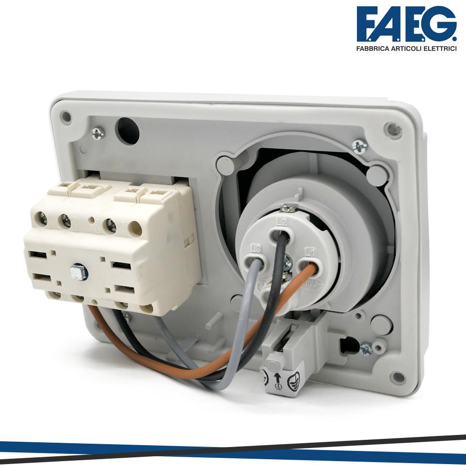 PRESA INTERBL INCASSO 3P+T 16A 380V IP44