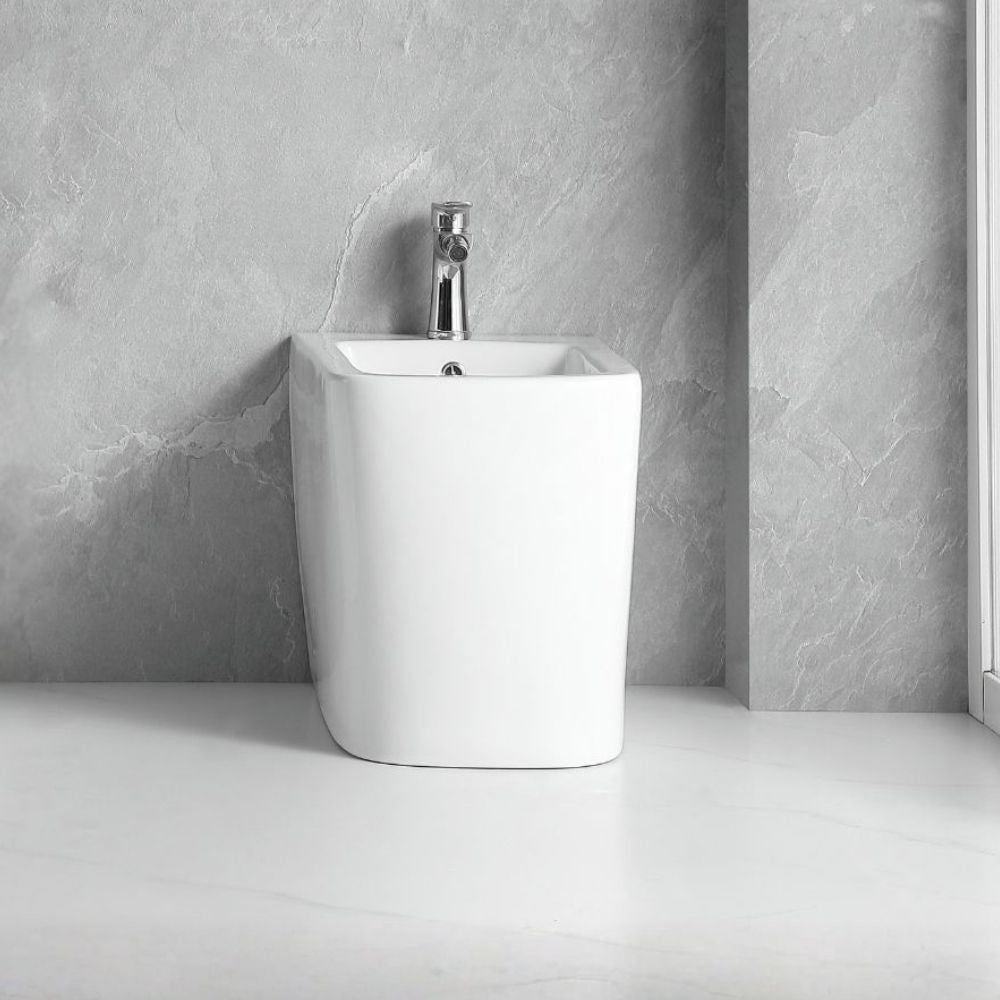 Bidet a pavimento filo muro FB54D in ceramica 54x36x42H cm bianco
