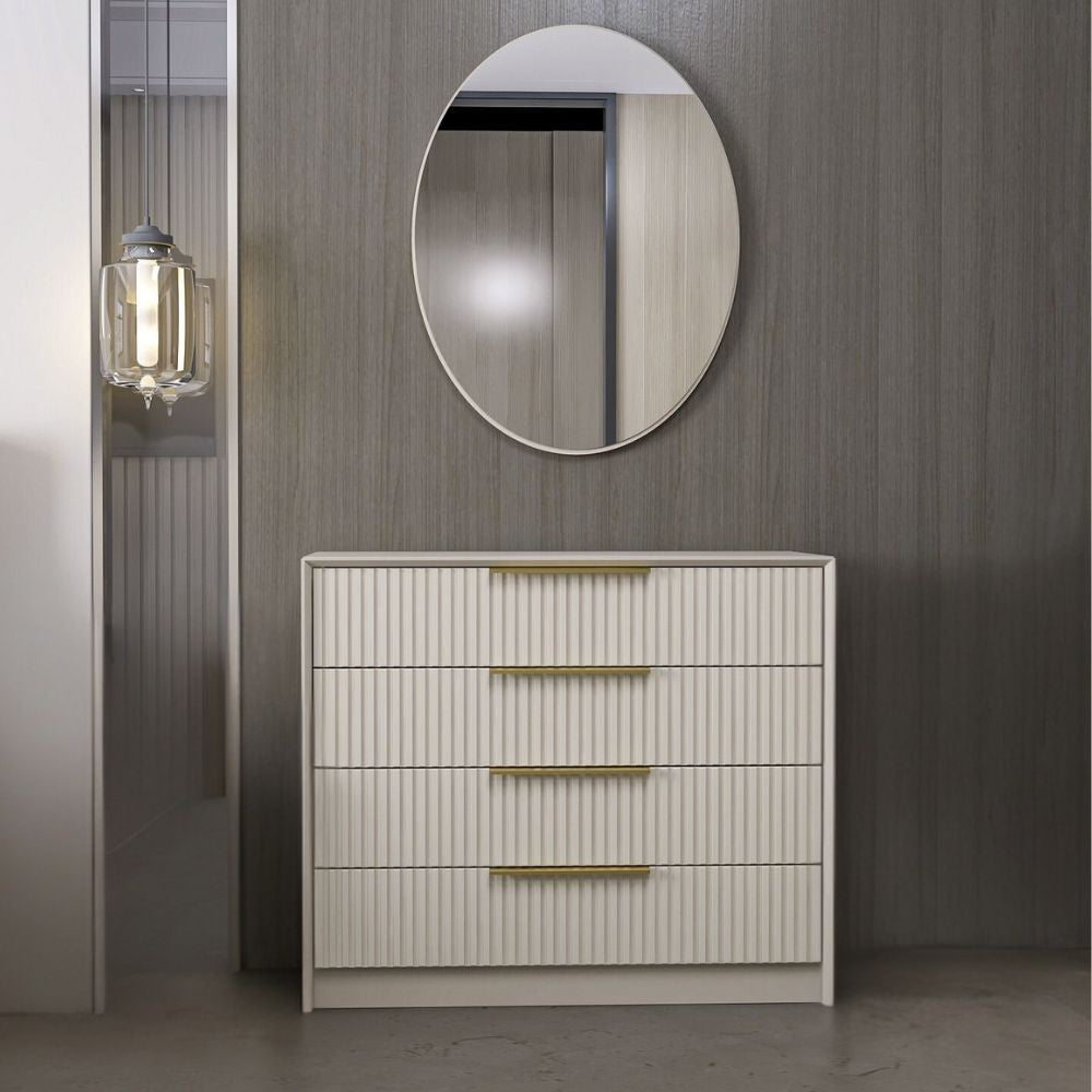 Cassettiera Kale 4 cassetti effetto cannettato colore cashmere con specchio
