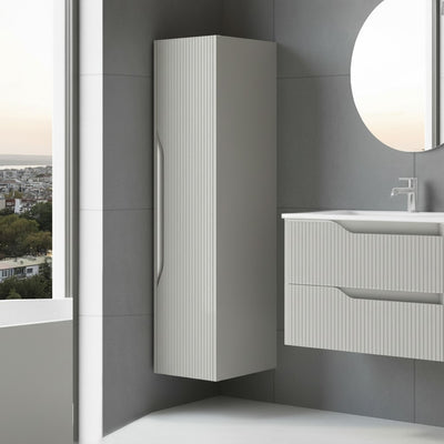 Colonna bagno sospesa Soho 1 anta effetto cannettato colore cashmere opaco 120x27x35 cm.