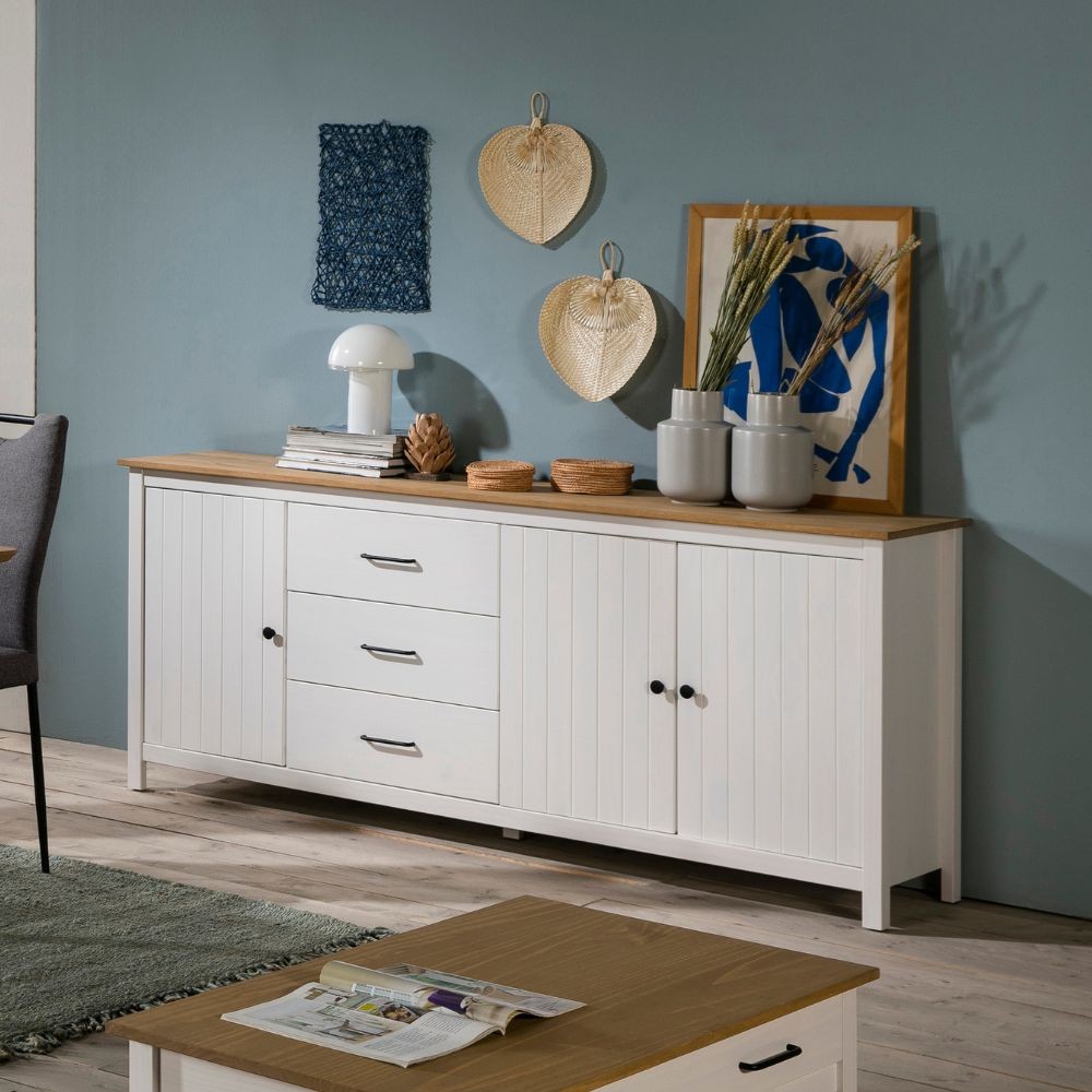 Credenza Miranda con 3 ante e 3 cassetti in legno massiccio bianco con top pino