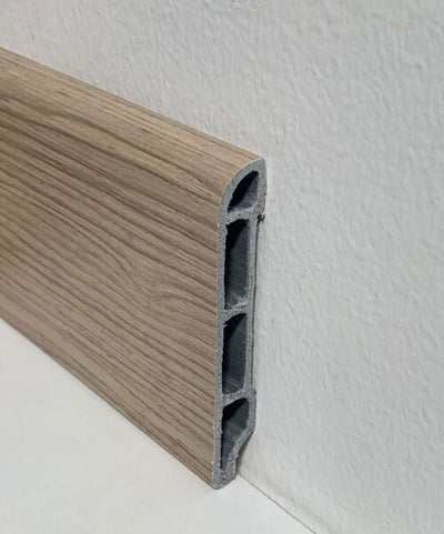 Battiscopa batilam mm. 2.500 x 11 x 70 finitura: rovere light