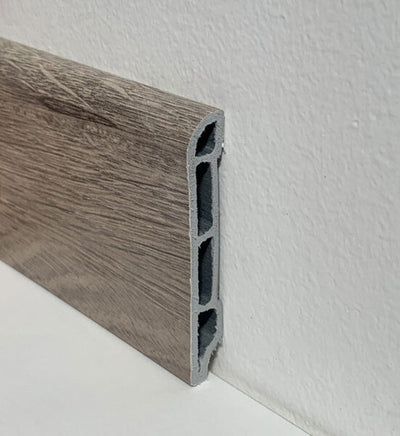 Battiscopa batilam mm.2.500 x 11 x 70 finitura: rovere chiaro