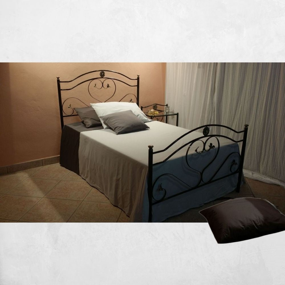 Letto una piazza e mezza Ginestra ferro battuto nero oro