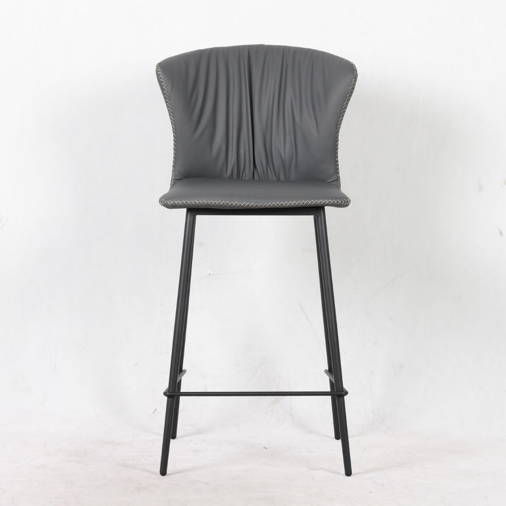 Sgabello Core colore antracite con gambe in metallo nero