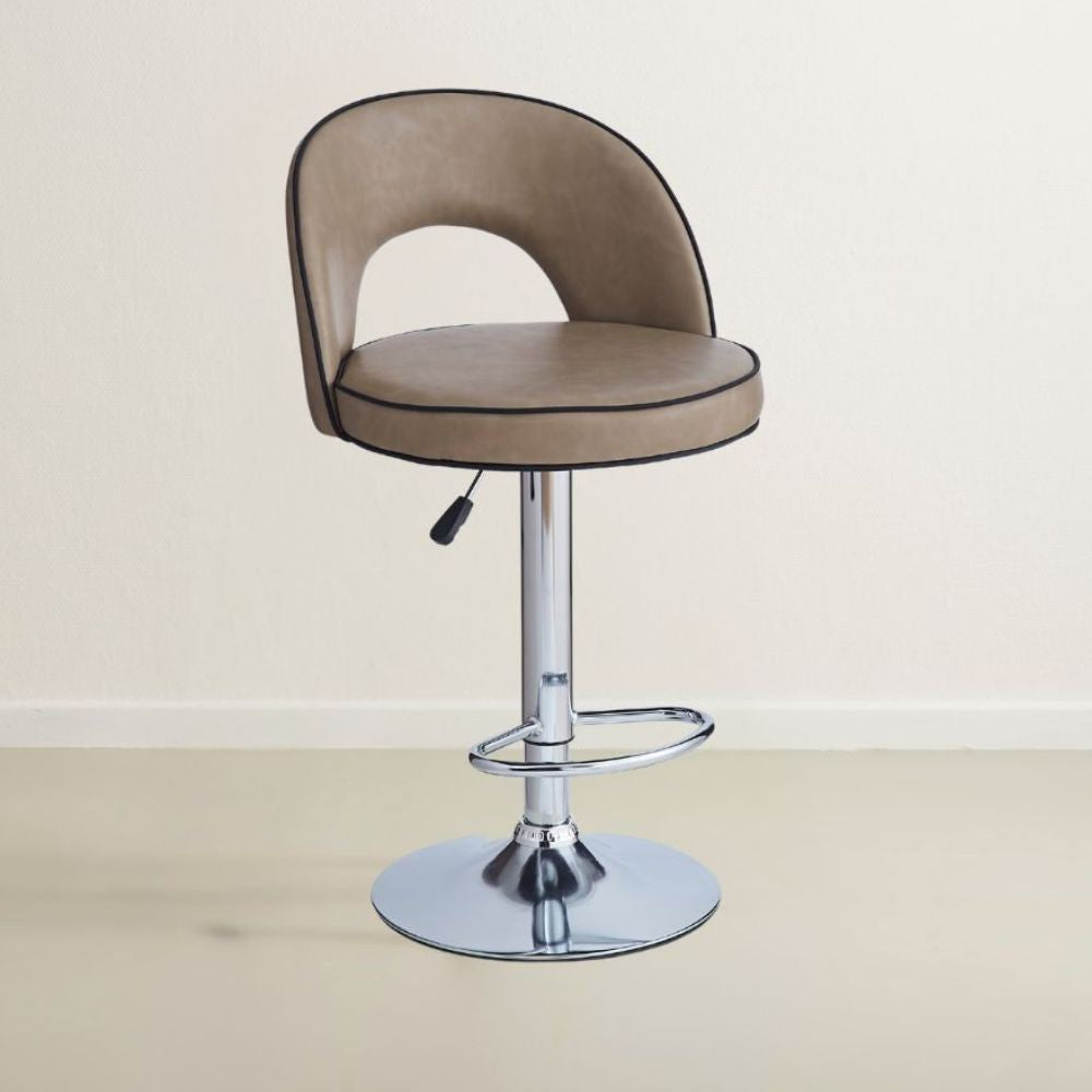 Sgabello Lisa con seduta in ecopelle tortora e gamba in metallo inox