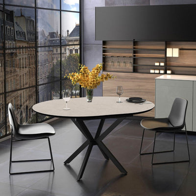 Tavolo allungabile Dobok con allunga 34 cm colore piano colore cashmere e gambe in metallo nero