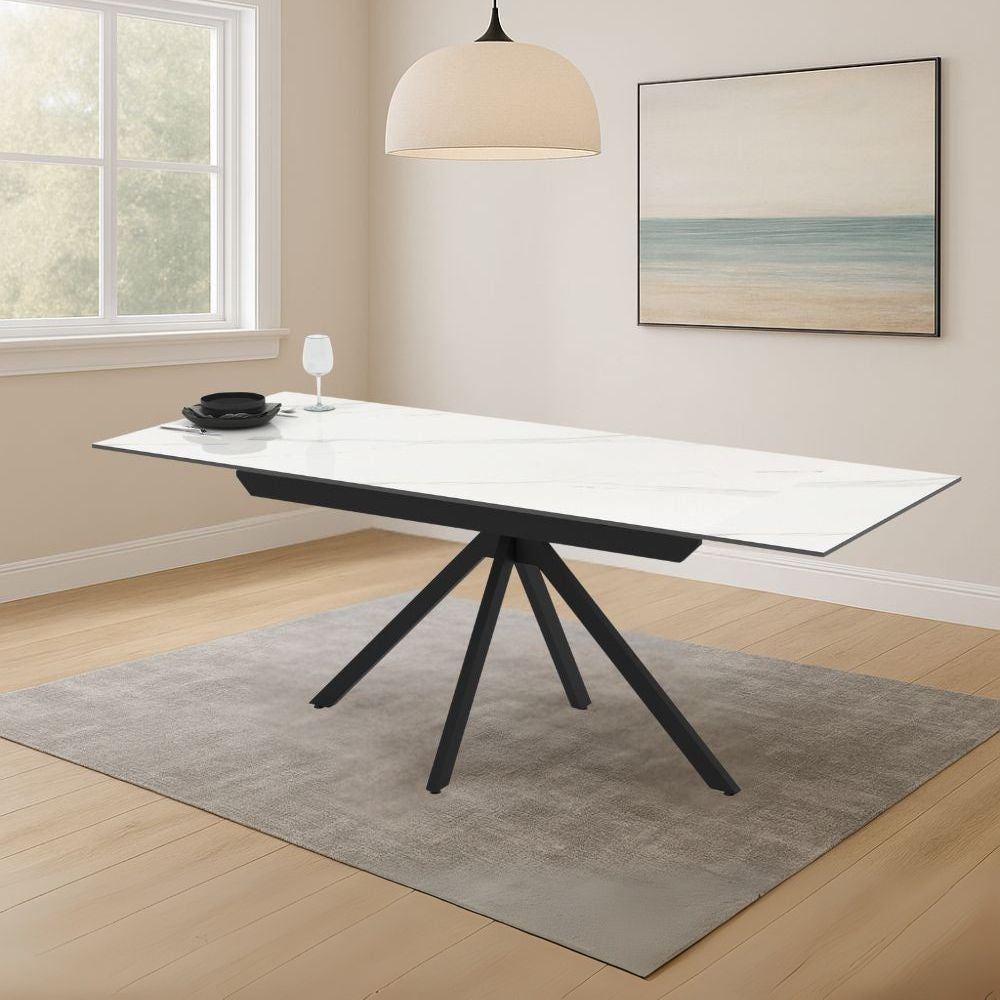 Tavolo allungabile Verano con piano rovere e gambe nere